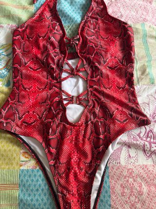 Trikini estampado serpiente rojo
