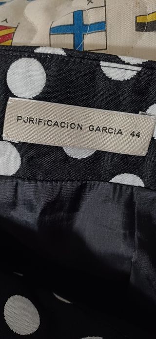 Falda Purificación García lunares