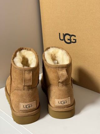 Botas UGG Classic Mini Marrones Nuevas