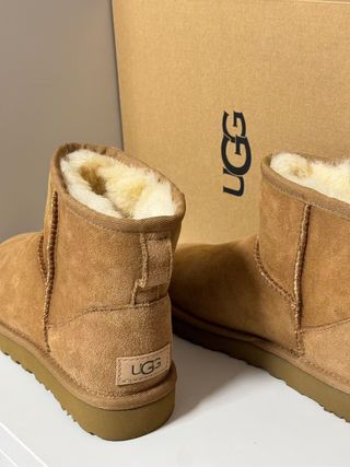 Botas UGG Classic Mini Marrones Nuevas