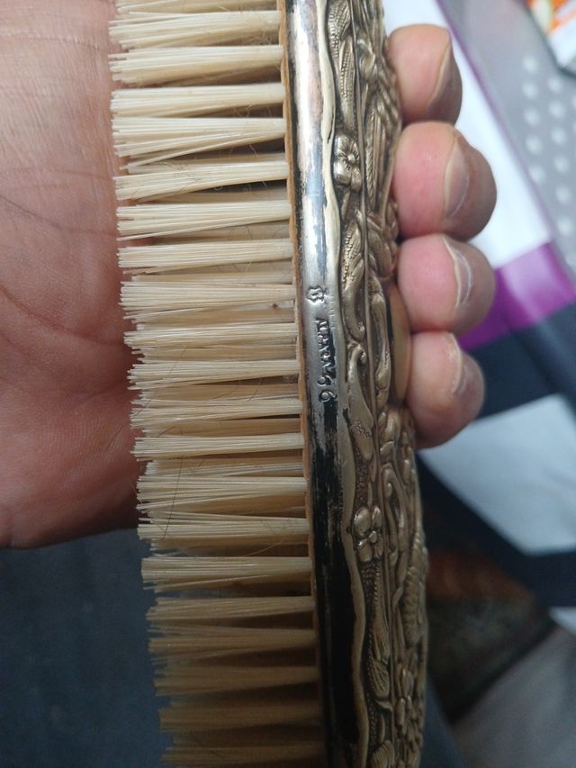 Cepillo antiguo plata cisne y flores