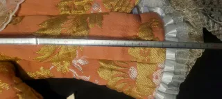 Traje de Fallera Salmón y Dorado. Damasco