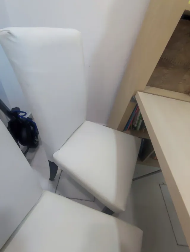 Silla polipiel blanca