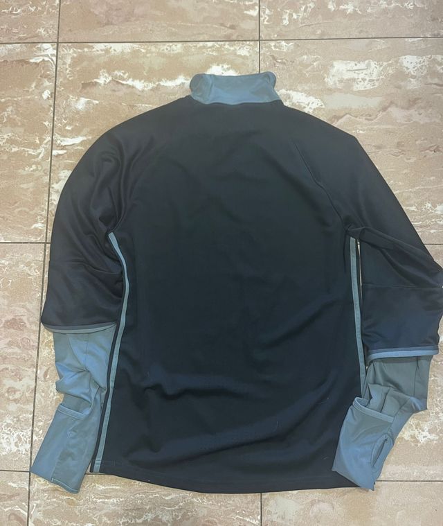 Sudadera Adidas cuello alto