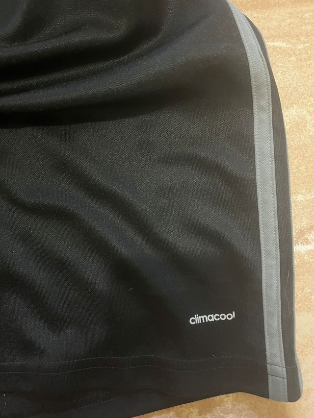 Sudadera Adidas cuello alto