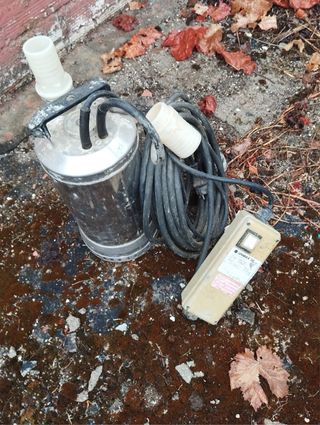 Bomba de agua sumergible