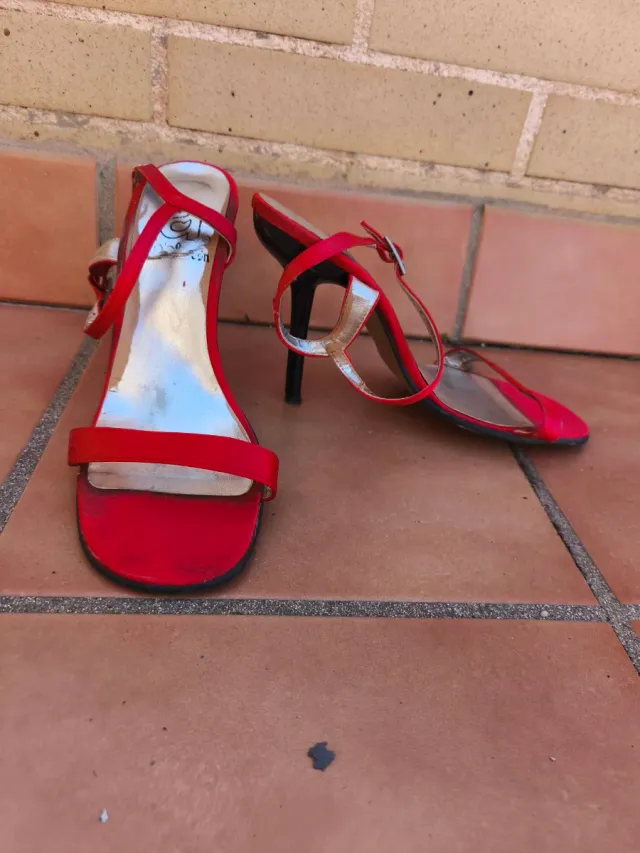 3 Pares de Zapatos de Tacón