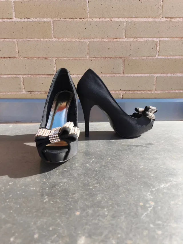 3 Pares de Zapatos de Tacón