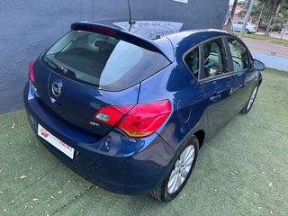 Opel Astra 2010