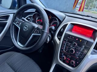 Opel Astra 2010