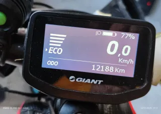 Bicicleta Eléctrica Giant Full Suspensión