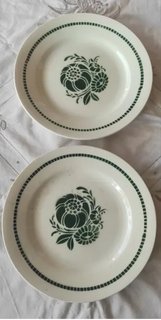 2 piatti Art Déco floreali verdi