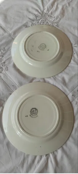 2 piatti Art Déco floreali verdi