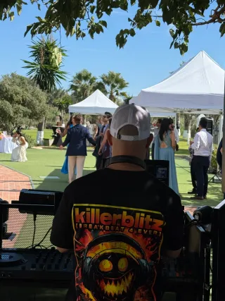 DJ ECONOMICO CON MAQUINARIA  Valencia y alrededore