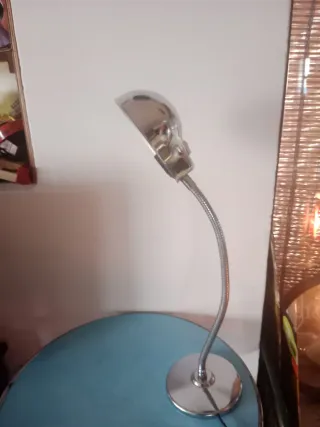 Lampada da tavolo vintage metallo flessibile