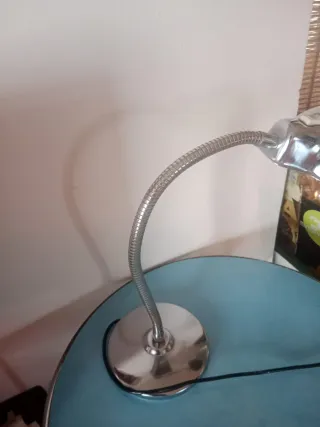 Lampada da tavolo vintage metallo flessibile