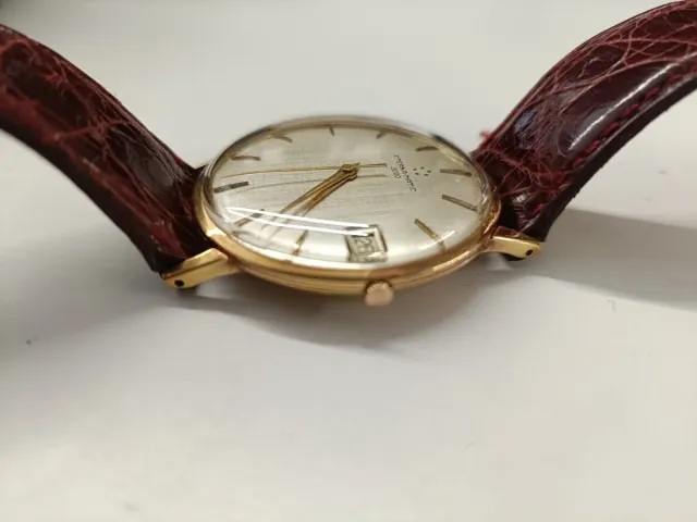 Reloj Eternamatic 3000