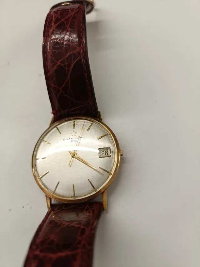 Reloj Eternamatic 3000