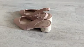 Rosa y beige en tacón /Slingback