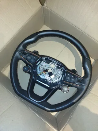 Volante Cupra Negro con Botones