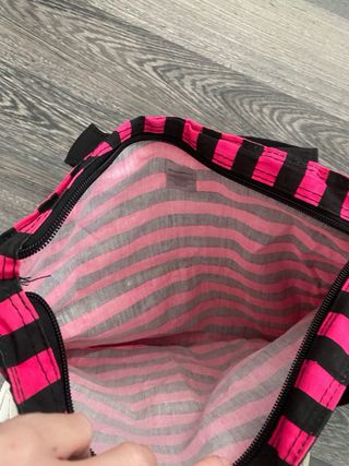 Bolso Tote Rayas Fucsia y Negro