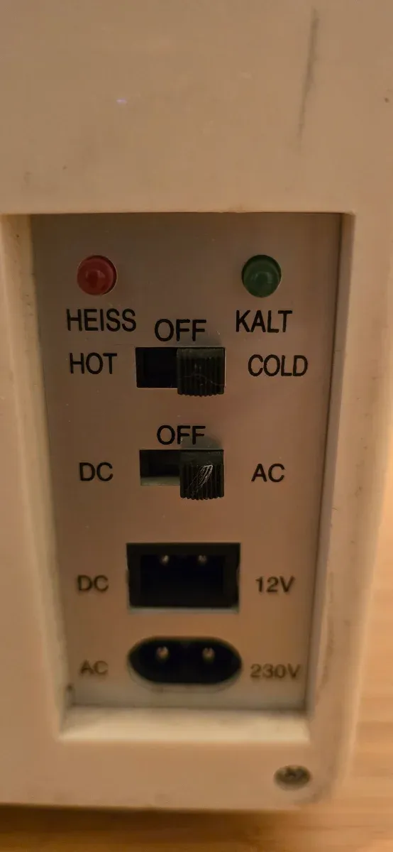 Nevera Pascual pequeña