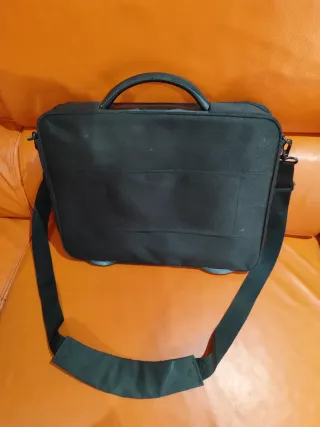 Ordenador portátil Compaq negro/plateado