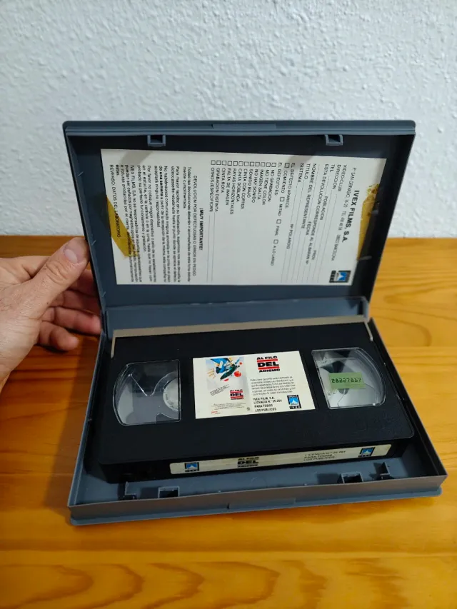 Al Filo Del Abismo VHS Película