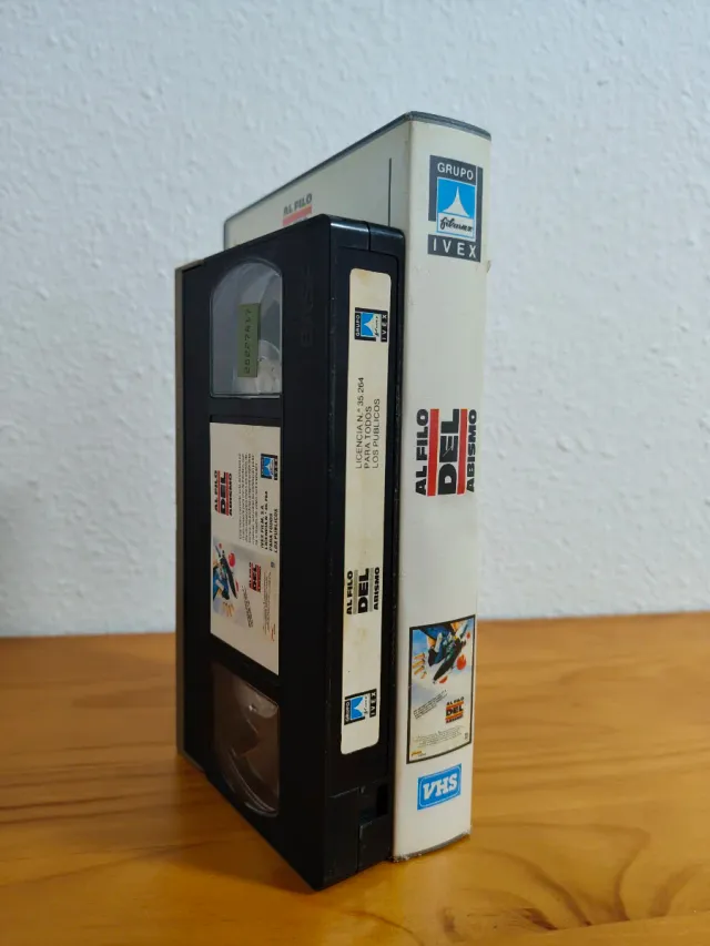 Al Filo Del Abismo VHS Película