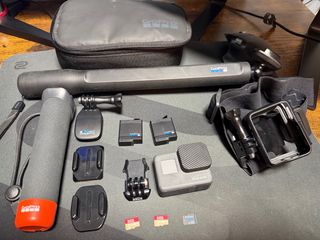GoPro Hero 5 Black + Accessori