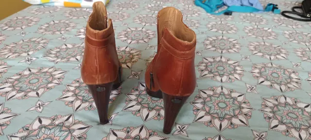 Botas Adolfo Domínguez Marrones Tacon