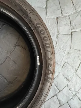Neumático Goodyear