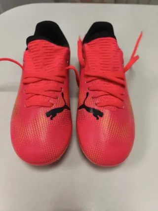 Botas de fútbol Puma niño rosas talla 31