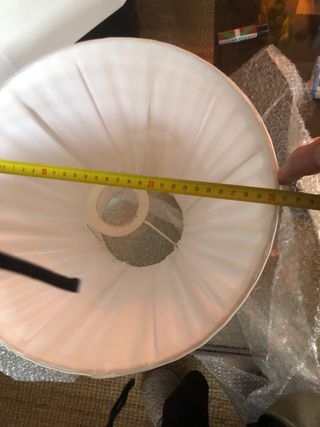 Lámpara de mesa cerámica diseño geométrico