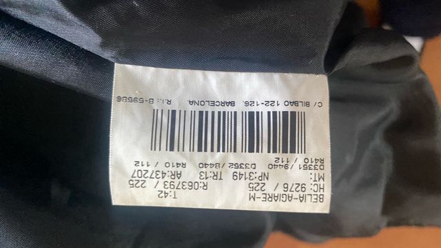 Chaqueta Burberry Negra y Dorada