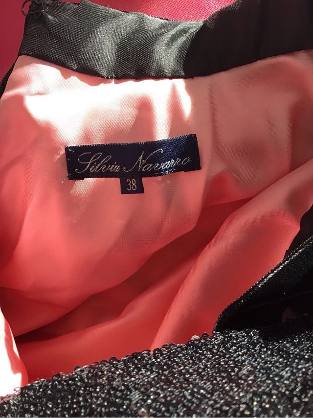 Vestido fiesta lentejuelas negro y rojo T.38