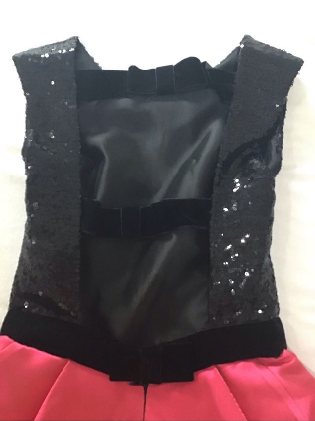 Vestido fiesta lentejuelas negro y rojo T.38