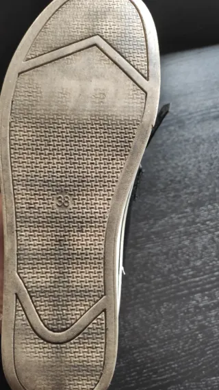 Sneakers mocassino effetto dark/rock