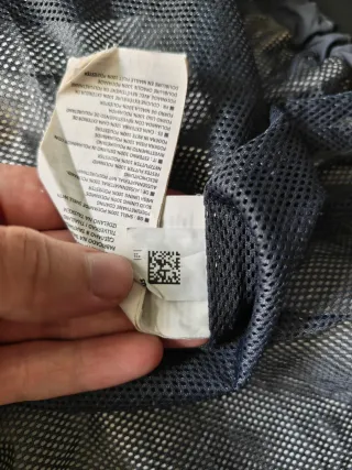 Chaqueta Berghaus impermeable térmica negra