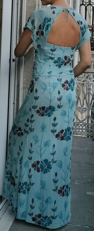 Vestido fiesta azul celeste flores bordadas