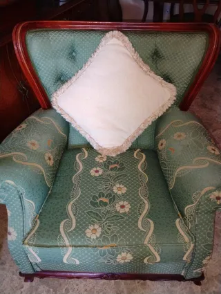 Sofá 3 plazas y 2 sillones madera y tela