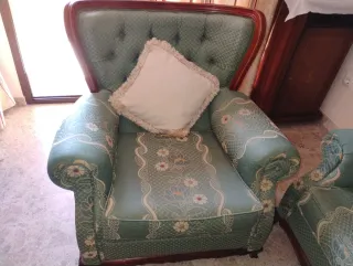 Sofá 3 plazas y 2 sillones madera y tela