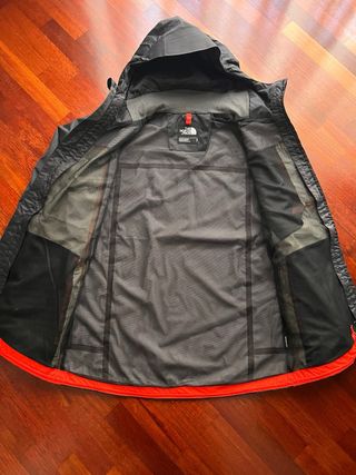 Giacca The North Face rossa/nera taglia S