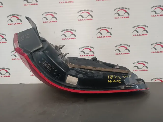 Piloto trasero derecho Mercedes W212 A2129066701