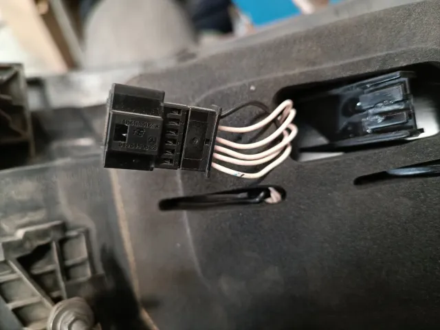 Piloto trasero derecho Mercedes W212 A2129066701