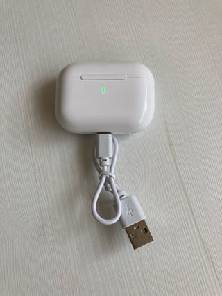 Airpods Pro 2da Gen con cargador