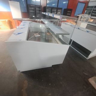 Vitrina expositora refrigerada a medida