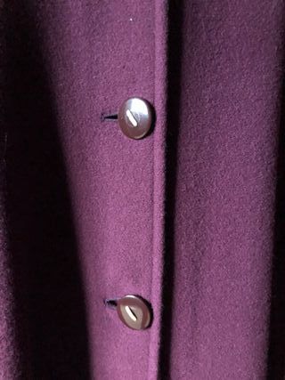 Abrigo de señora de lana morado