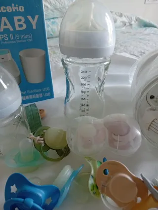 Lote Biberones, Chupetes y Pinzas