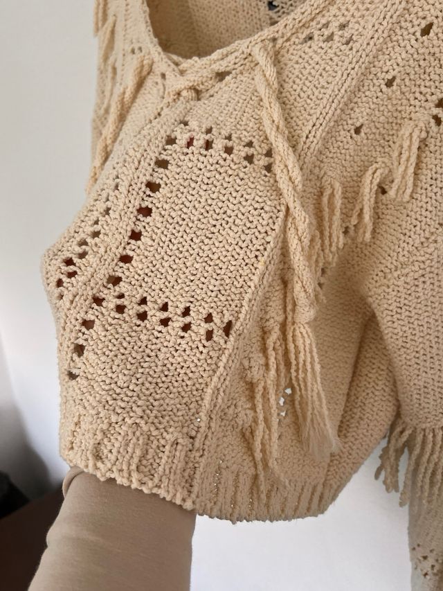 Jersey Zara flecos talla S beige